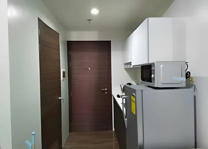 Makati Staycation At Air Residences Apartment *